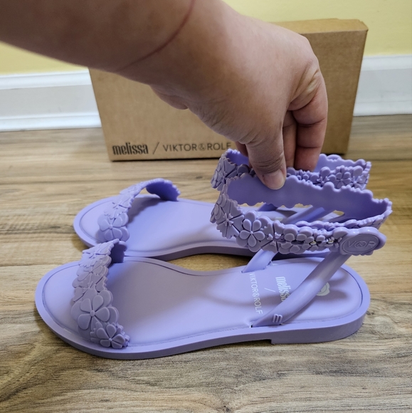 Melissa Wave Blossom + Viktor And Rolf Sandals, lilac,size US 8 - Picture 3 of 9
